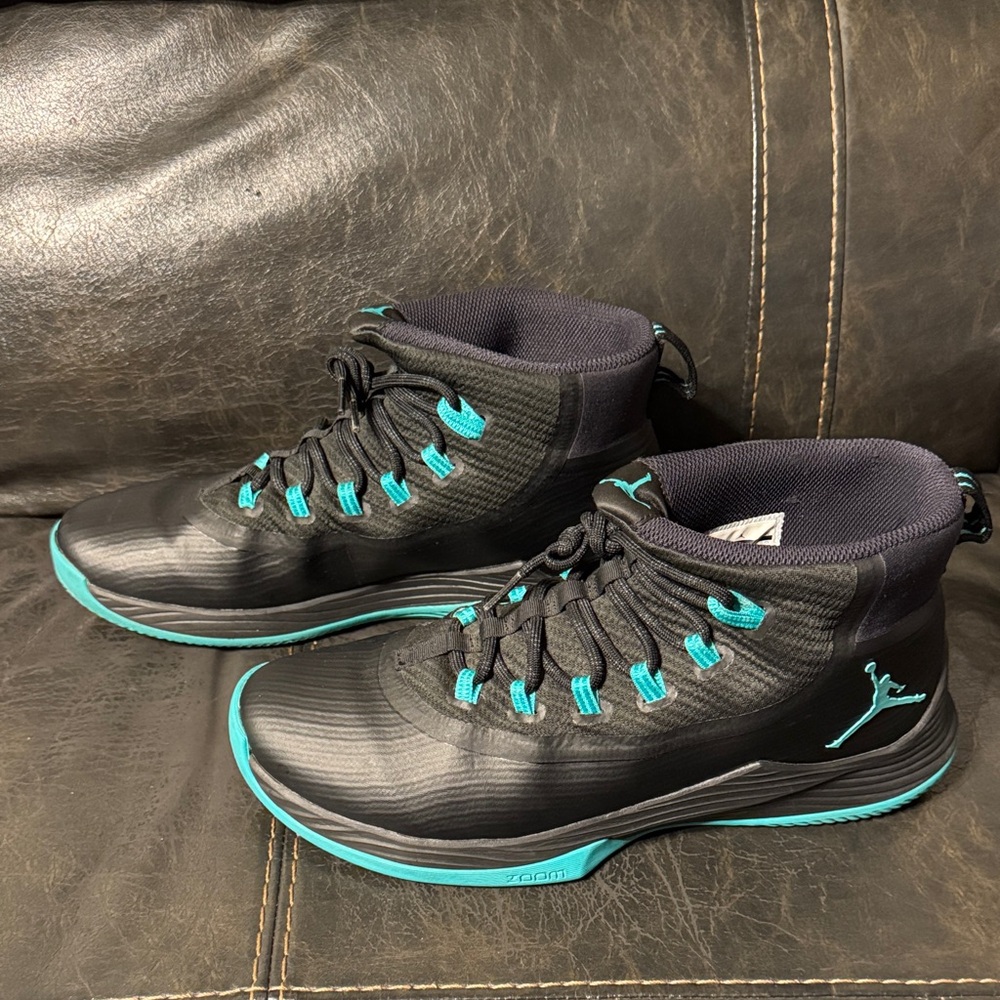 Jordan Ultra Fly 2 Black Jade 12mens